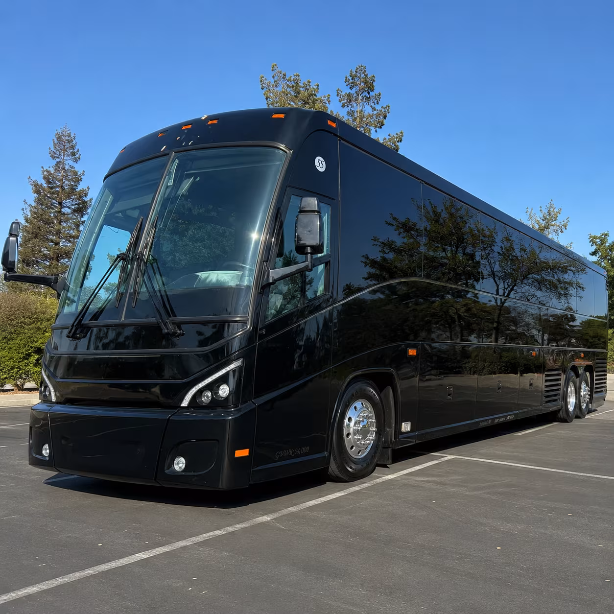 employee shuttle buses between lake elsinore and the temecula murrieta corridor