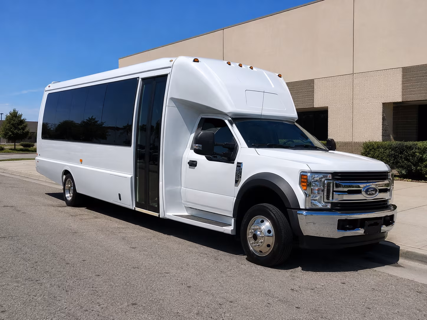 field trip buses for lake elsinore career and college exploration programs