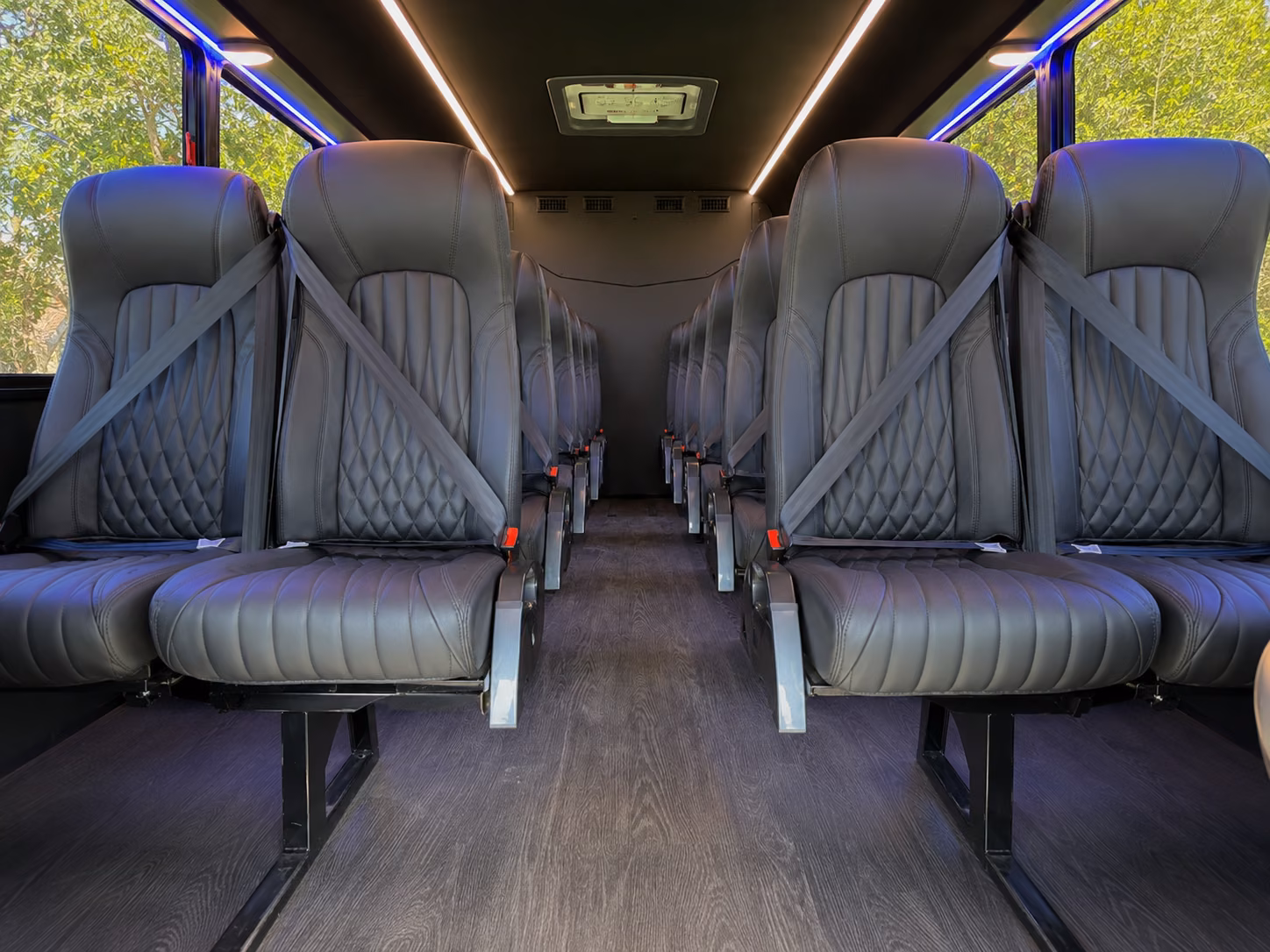 how is a bus rental actually priced in lake elsinore is it by the hour by the mile or something else