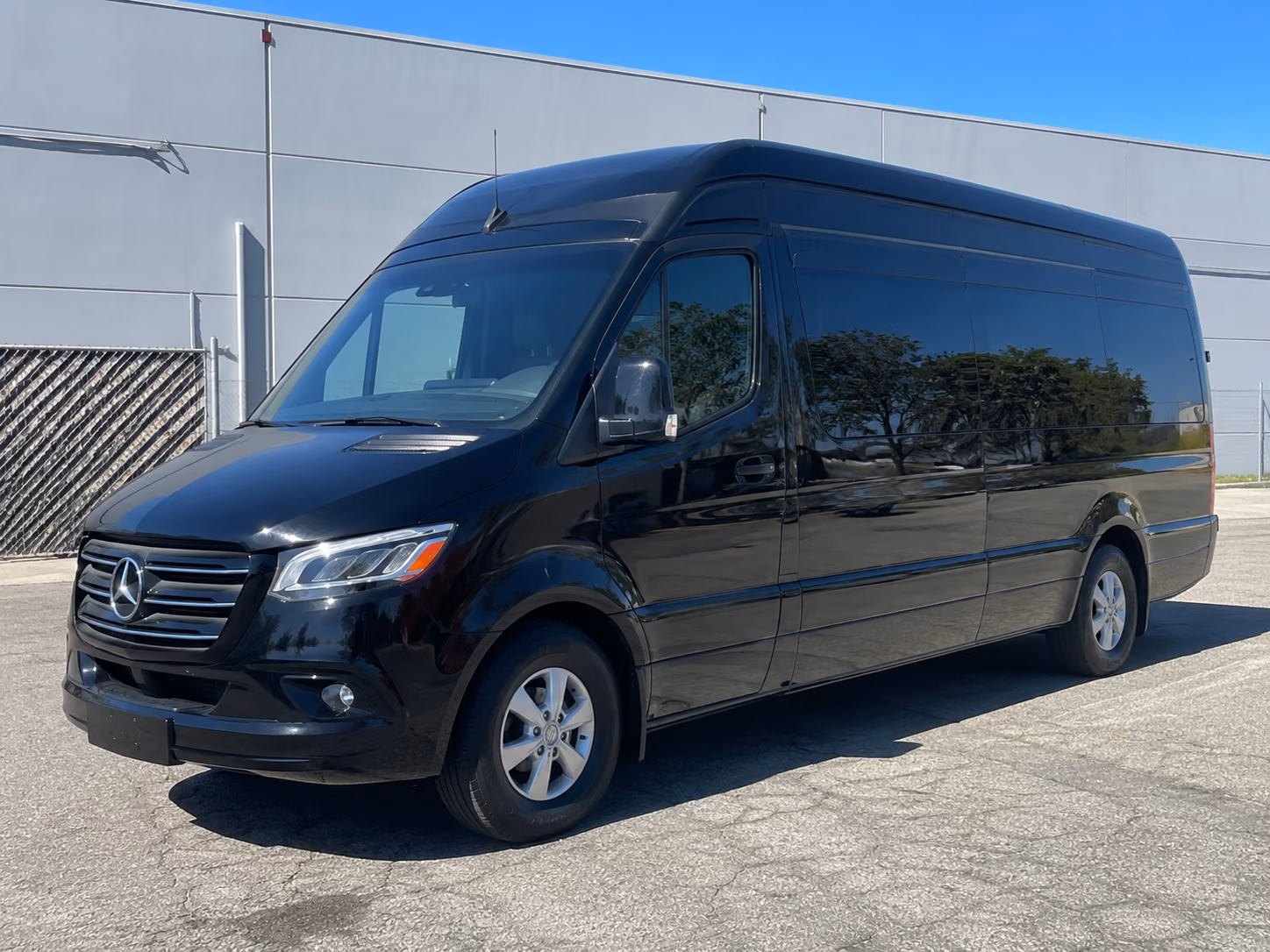 lake elsinore sprinter limousine