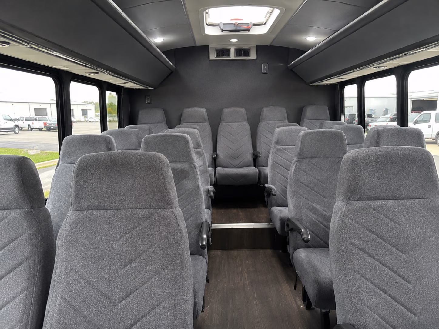 shuttle buses for wedding guests between lake elsinore hotels and ceremony venues