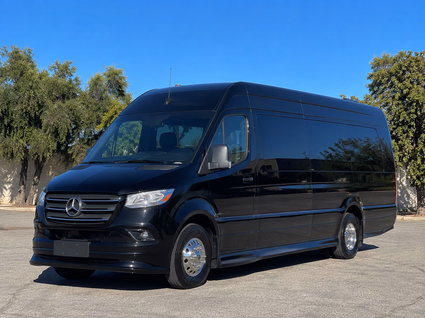 transportation serving lake elsinore and nearby cities